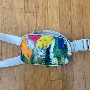 Lululemon belt bag